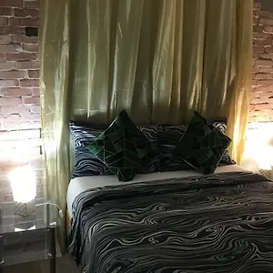 El Conde De Atrini Pensión Santo Domingo